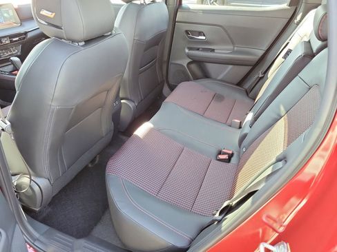 New 2026 Nissan Kicks SR w/ SR Premium Package FWD image 12