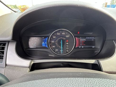 Used 2013 Ford Edge SEL w/ Black-White Styling Pkg FWD image 22