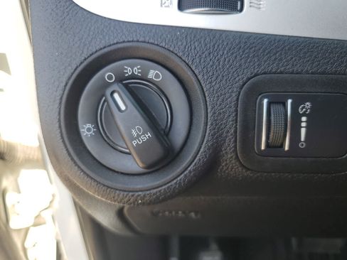 Used 2015 Dodge Journey SXT w/ Flexible Seating Group FWD image 18