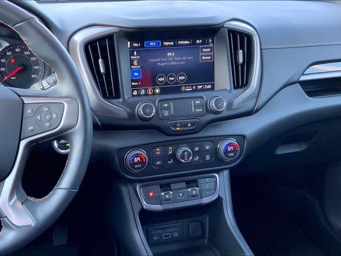 Used 2023 GMC Terrain AT4 AWD/4WD image 7