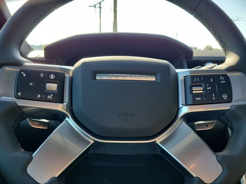 New 2025 Land Rover Discovery S AWD/4WD image 29