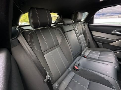Used 2019 Land Rover Range Rover Velar R-Dynamic SE image 37