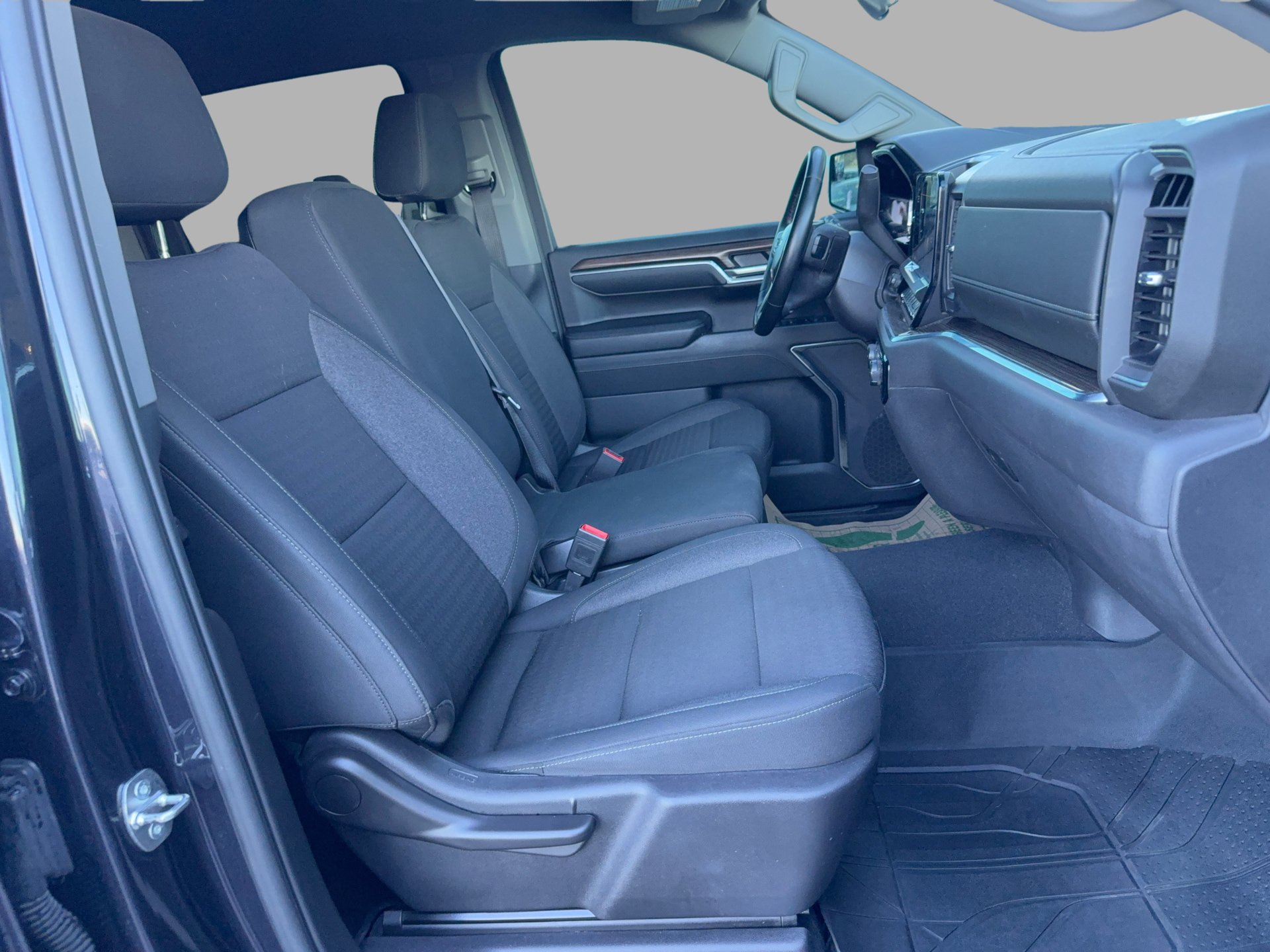 Used 2024 Chevrolet Silverado 1500 RST RWD image 28