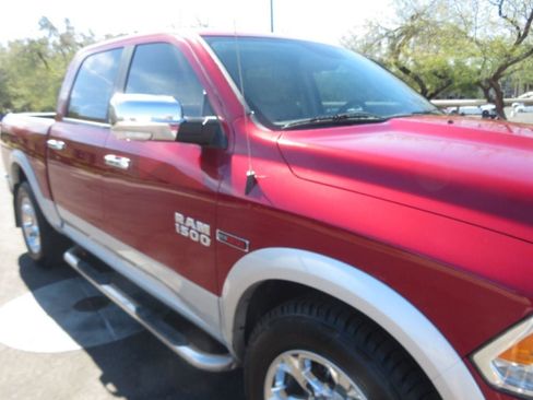 Used 2014 RAM 1500 Laramie w/ Convenience Group image 9