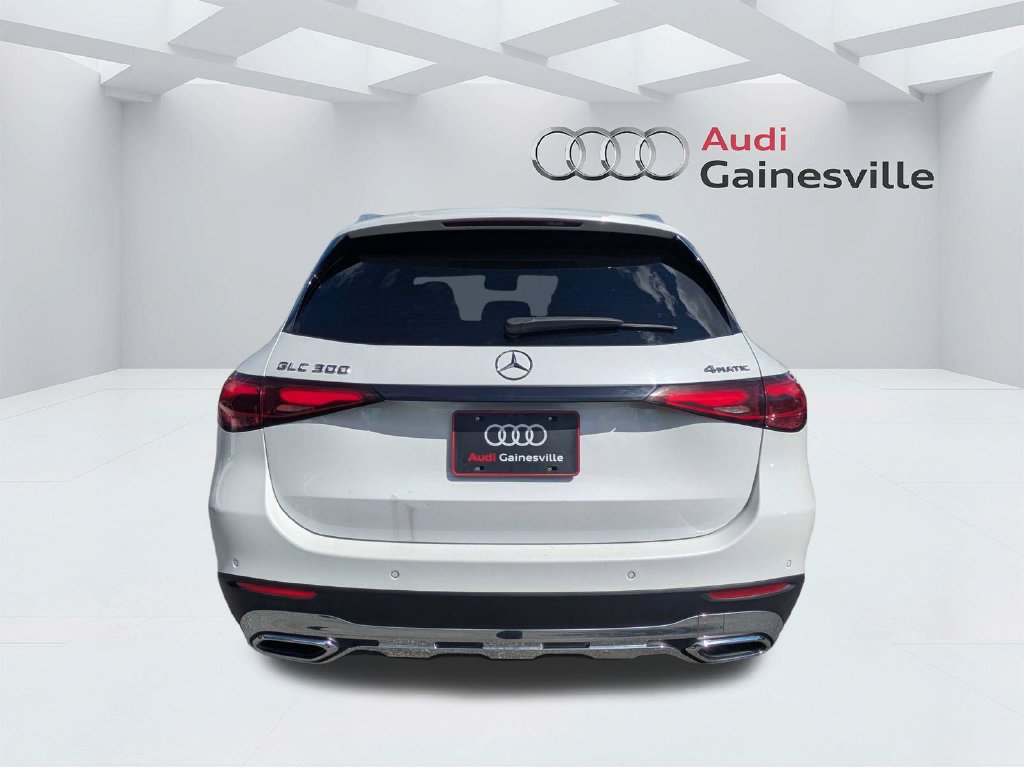 Used 2024 Mercedes-Benz GLC 300 4MATIC image 5
