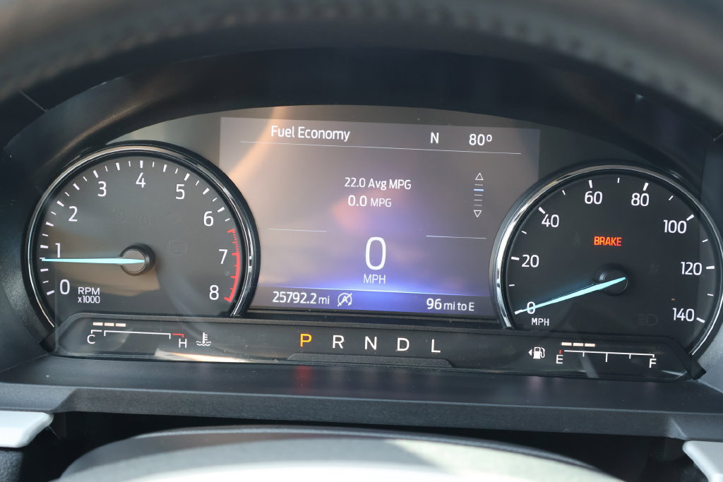 Used 2023 Ford Explorer XLT w/ Equipment Group 202A AWD/4WD image 9