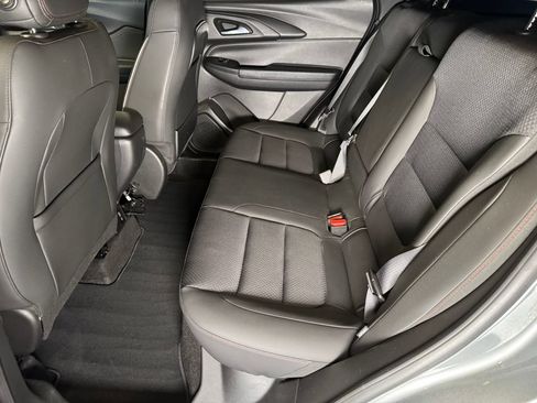 Used 2023 Chevrolet TrailBlazer RS w/ Sun and Liftgate Package FWD image 21