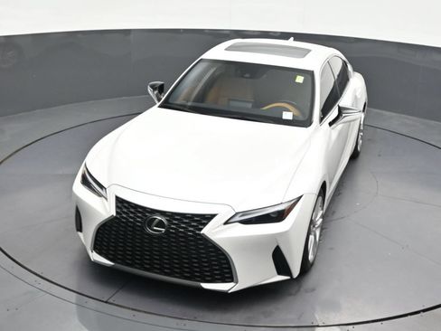 Used 2023 Lexus IS 300 w/ Comfort Package RWD image 22