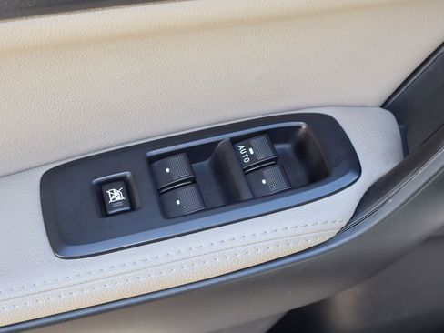 Used 2019 Ford Ranger Lariat w/ Technology Package RWD image 21