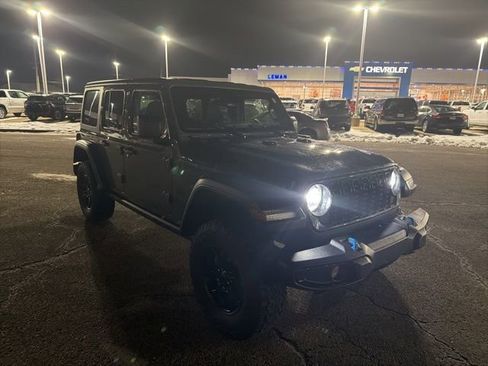 Used 2024 Jeep Wrangler Sport image 2