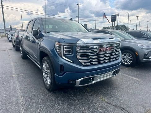Used 2025 GMC Sierra 1500 Denali w/ Denali Reserve Package AWD/4WD image 2