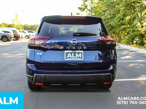 Used 2025 Nissan Rogue SV FWD image 10