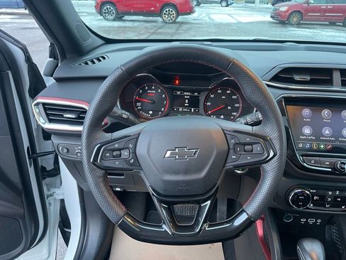 Used 2023 Chevrolet TrailBlazer RS w/ Sun and Liftgate Package image 14