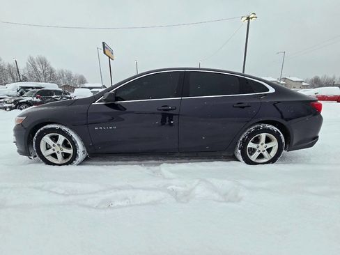 Used 2022 Chevrolet Malibu LS image 4