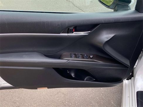 Used 2023 Toyota Camry XSE w/ Navigation Package image 12