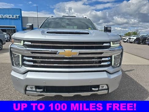 Used 2022 Chevrolet Silverado 3500 High Country w/ Safety Package II image 2