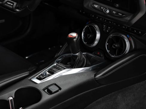 Used 2017 Chevrolet Camaro SS RWD image 23