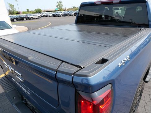 Certified 2025 GMC Sierra 1500 Elevation AWD/4WD image 8