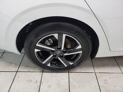 Used 2025 Nissan Sentra SV image 45