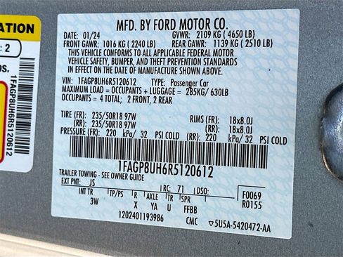 Used 2024 Ford Mustang Premium image 30