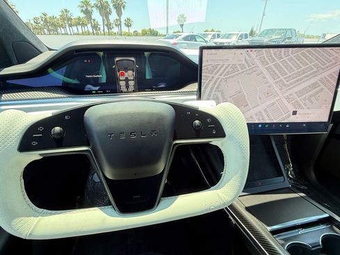 Used 2024 Tesla Model X Plaid AWD/4WD image 7