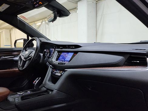 Used 2022 Cadillac XT5 Premium Luxury w/ Technology Package image 21