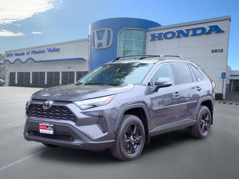 Used 2024 Toyota RAV4 XLE FWD image 1