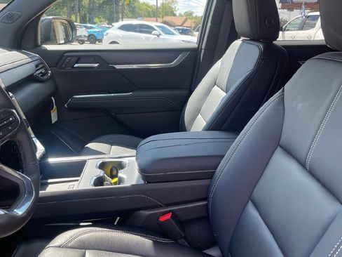 New 2026 GMC Acadia Elevation w/ Black Edition image 15