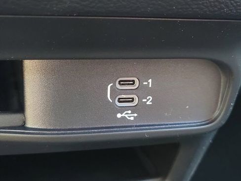 New 2026 Chrysler Voyager LX image 25