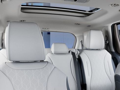 New 2026 Kia Carnival SX FWD image 27