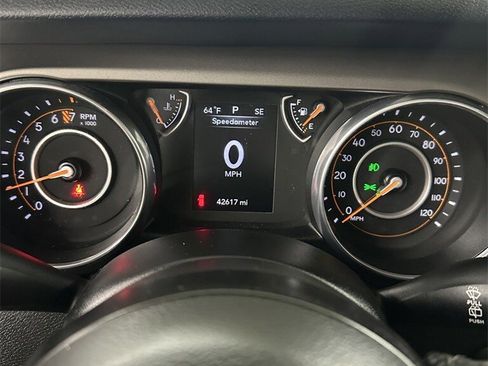 Used 2018 Jeep Wrangler Unlimited Sport S image 19