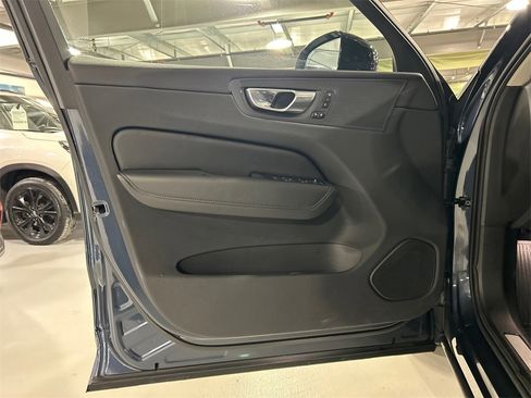 Certified 2025 Volvo XC60 B5 Plus image 11