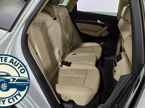 Used 2021 Audi Q5 2.0T Premium Plus w/ Premium Plus Package image 31