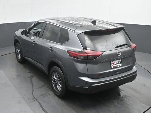 Used 2024 Nissan Rogue S AWD/4WD image 36
