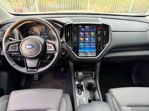 Used 2024 Subaru Ascent Onyx Edition image 6
