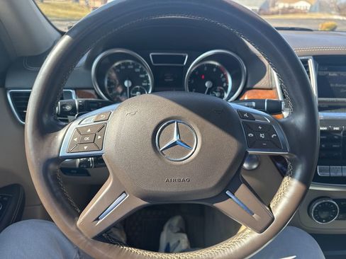 Used 2015 Mercedes-Benz GL 450 4MATIC image 13