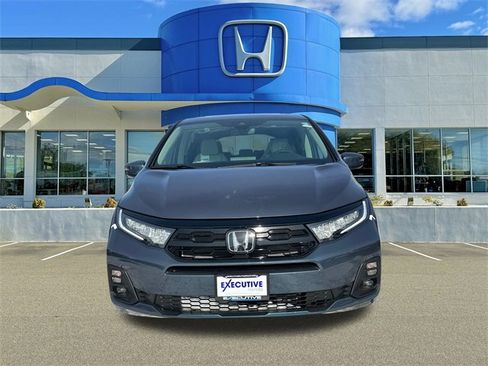 New 2026 Honda Odyssey Touring image 6