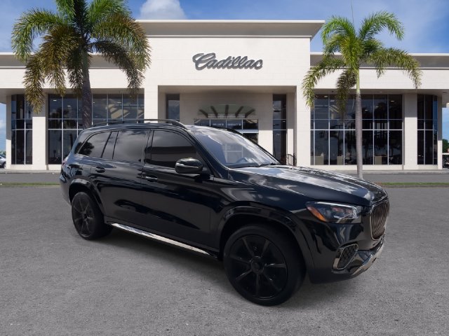 Used 2025 Mercedes-Benz Maybach GLS 600 4MATIC image 2