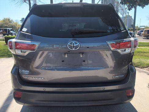 Used 2016 Toyota Highlander Limited image 9
