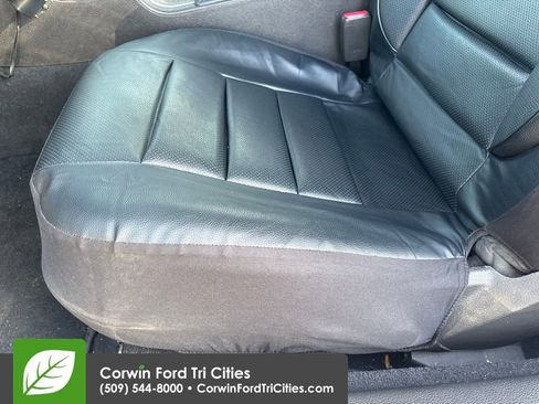 Used 2010 Ford Mustang GT image 10