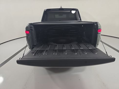 Used 2022 Rivian R1T Launch Edition image 15