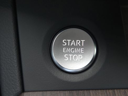 Used 2023 Audi Q5 2.0T Premium w/ Convenience Package image 25