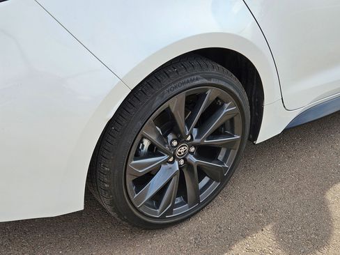Used 2026 Toyota Corolla XSE FWD image 13