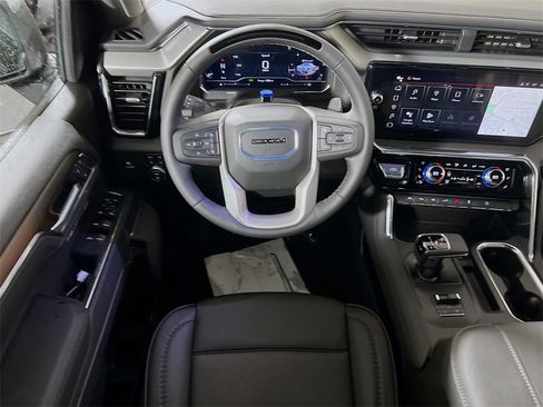 Used 2025 GMC Sierra 1500 Denali image 21