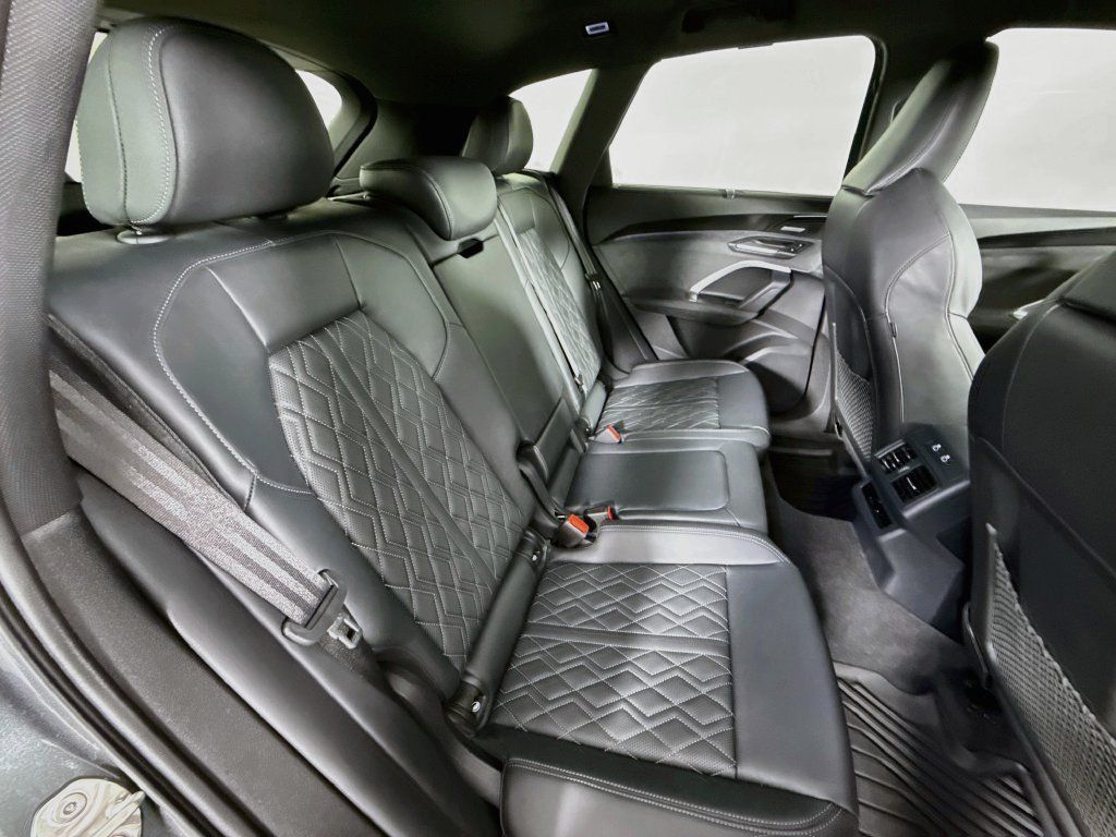 Used 2025 Audi SQ5 Premium Plus AWD/4WD image 26