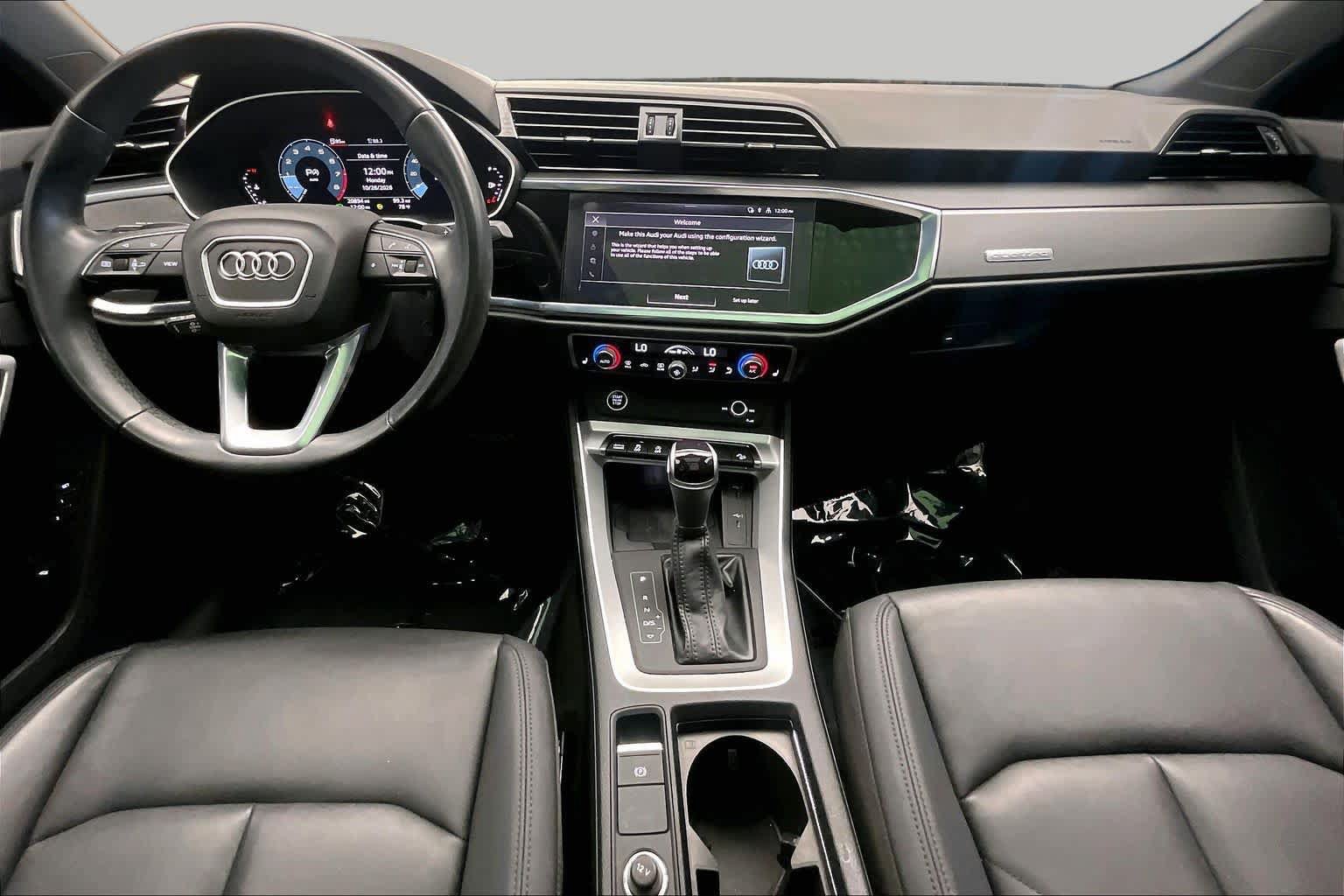 Used 2024 Audi Q3 2.0T Premium w/ Convenience Package AWD/4WD image 16