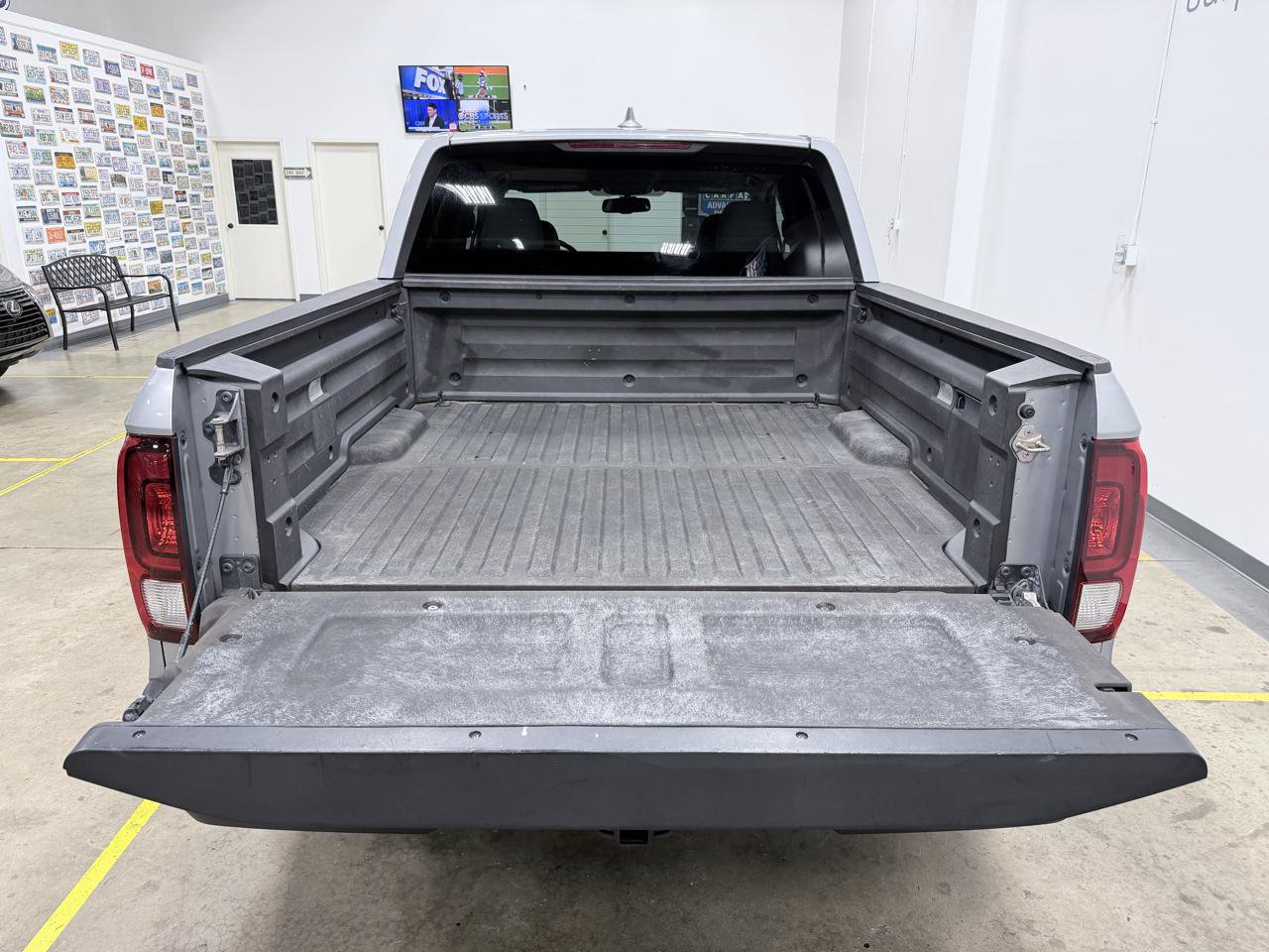 Used 2017 Honda Ridgeline RTL-T image 25