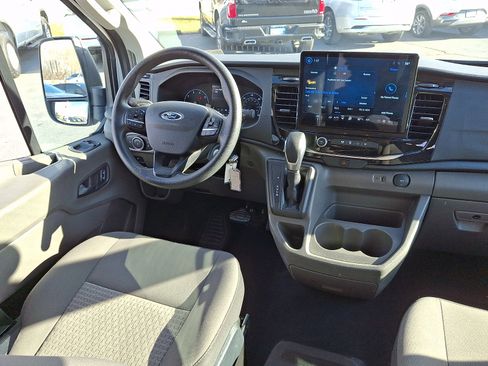 Used 2023 Ford Transit 350 XLT image 14