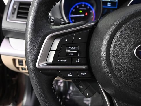 Used 2019 Subaru Outback 2.5i Premium image 32