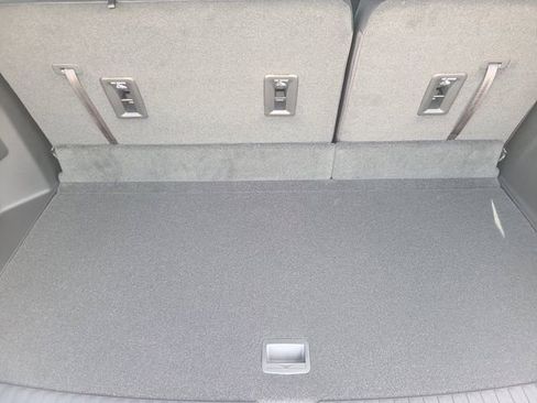 New 2026 Chevrolet Traverse LT image 6